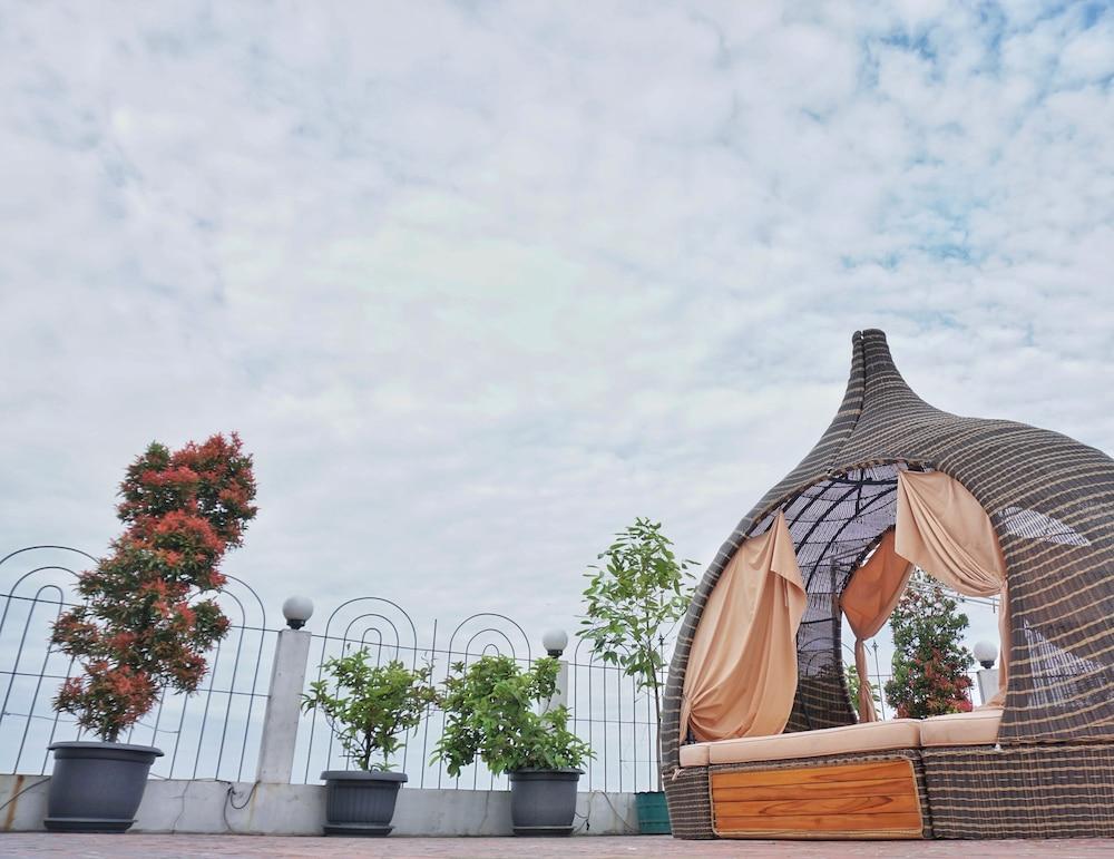 Cinnamon Hotel Boutique Syariah Tutugan Eksteriør bilde