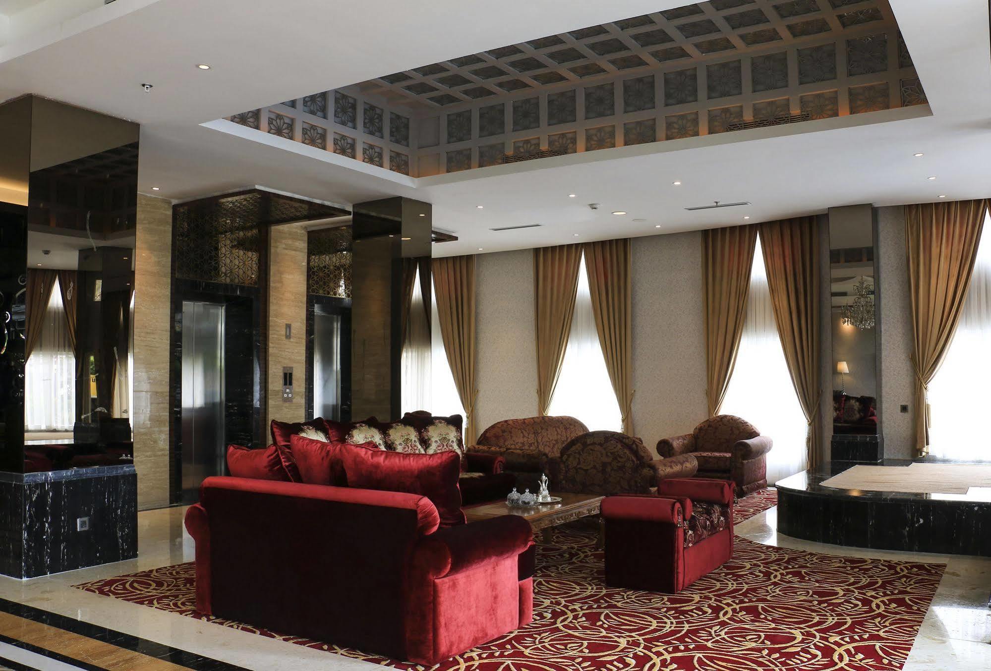 Cinnamon Hotel Boutique Syariah Tutugan Eksteriør bilde